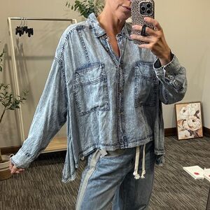 NWT Light Wash Oversized Denim Shirt Jacket